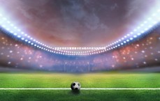 爱游戏官方入口：足球名将吕文君遭妻子控诉婚内不忠与抛弃家庭